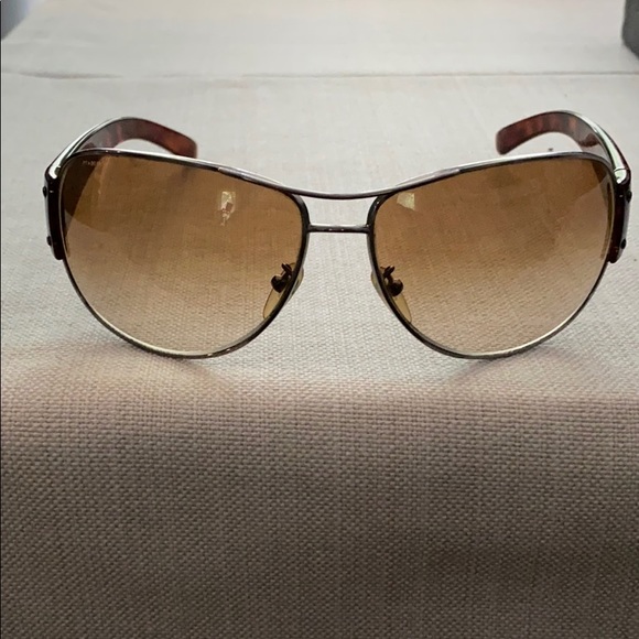 Like New - Prada Aviator sunglasses main image 4